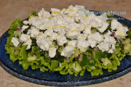 Салат с огурцами и фетой